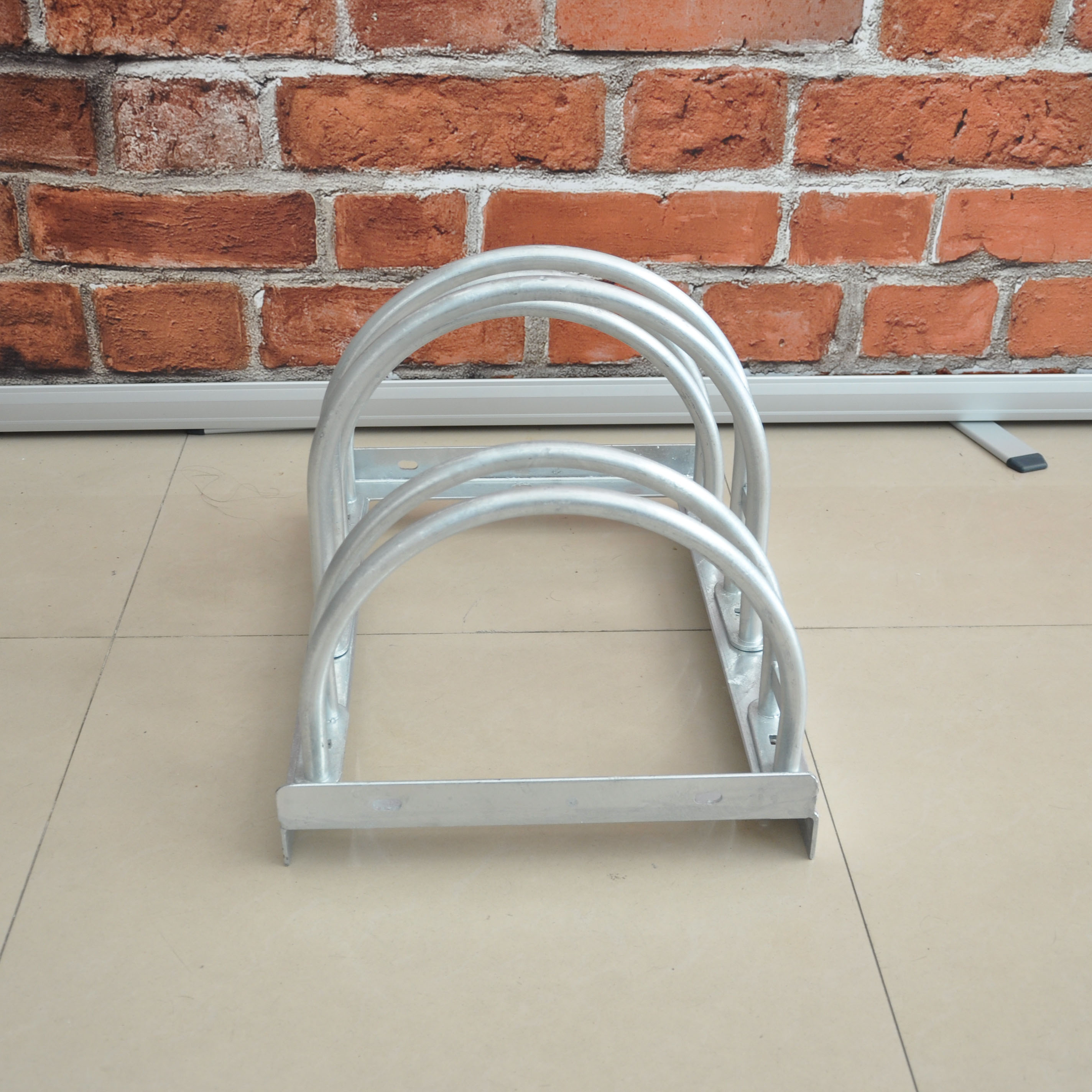 High Low Galvanized Bike Mountimg Stand Racks White Supplier From China